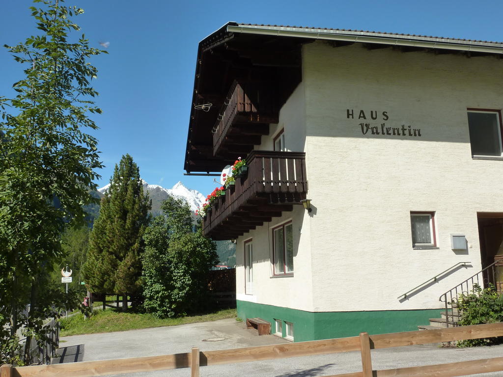 Haus Valentin Villa Heiligenblut Exteriör bild